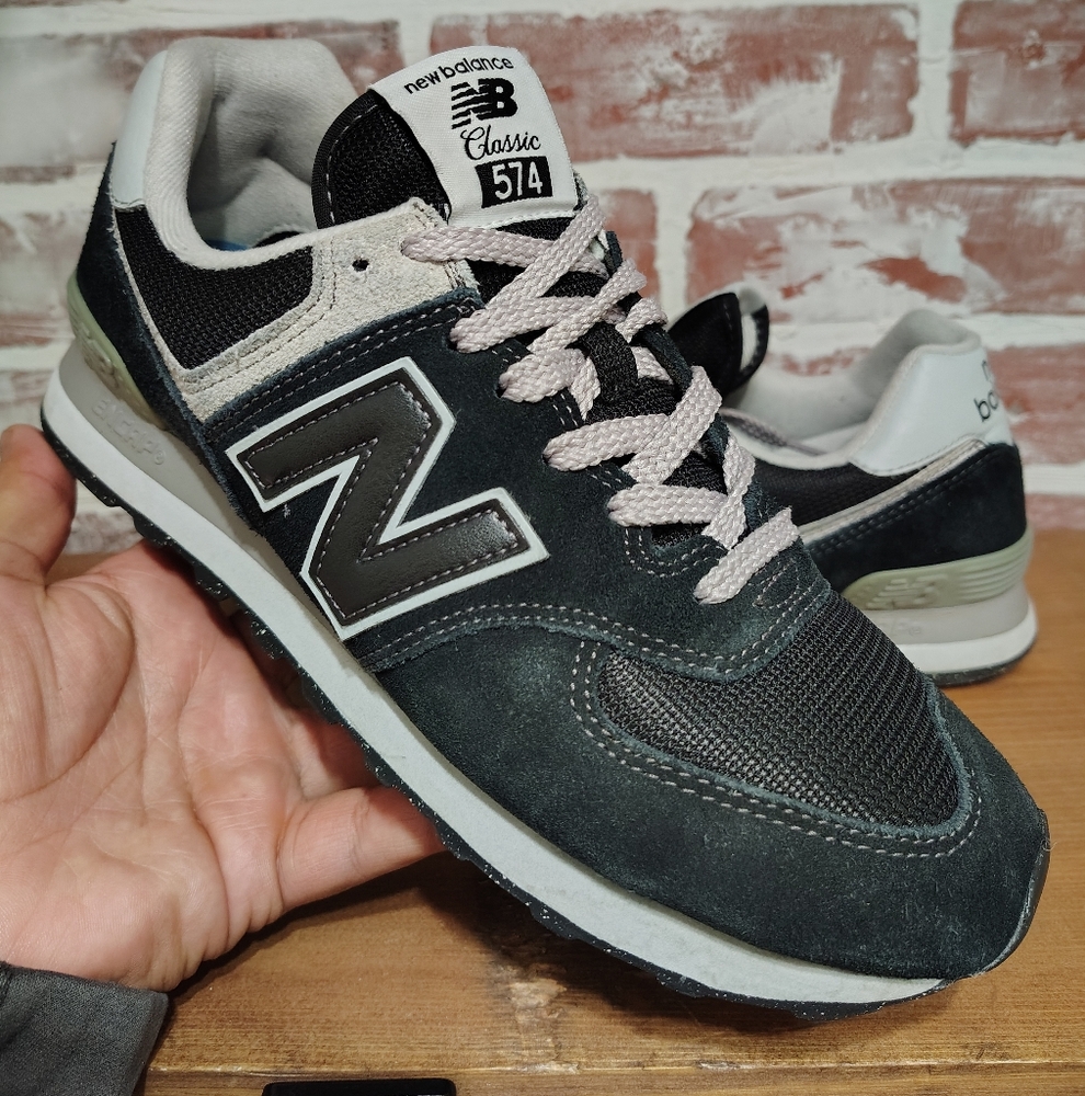 New Balance 574 Men's 8 Women's 9.5 Classic Shoes Sneakers WL574EVB‎ Black/Gray
